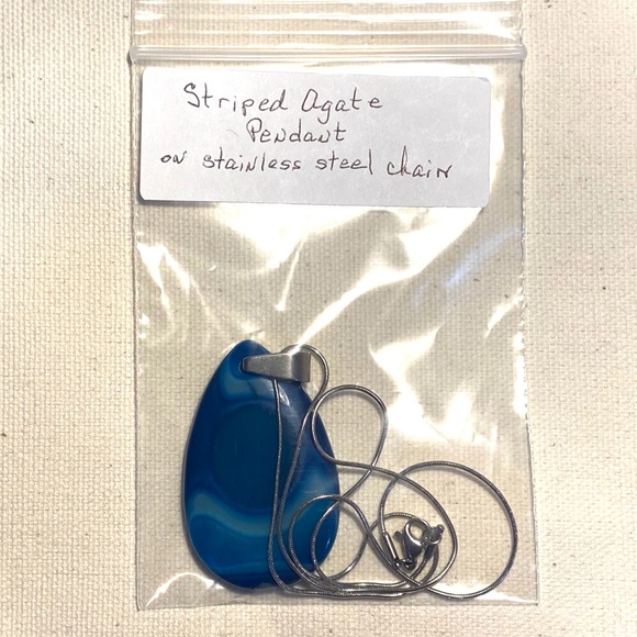 🐠Striped blue agate pendant stainless steel chain - Picture 7 of 7